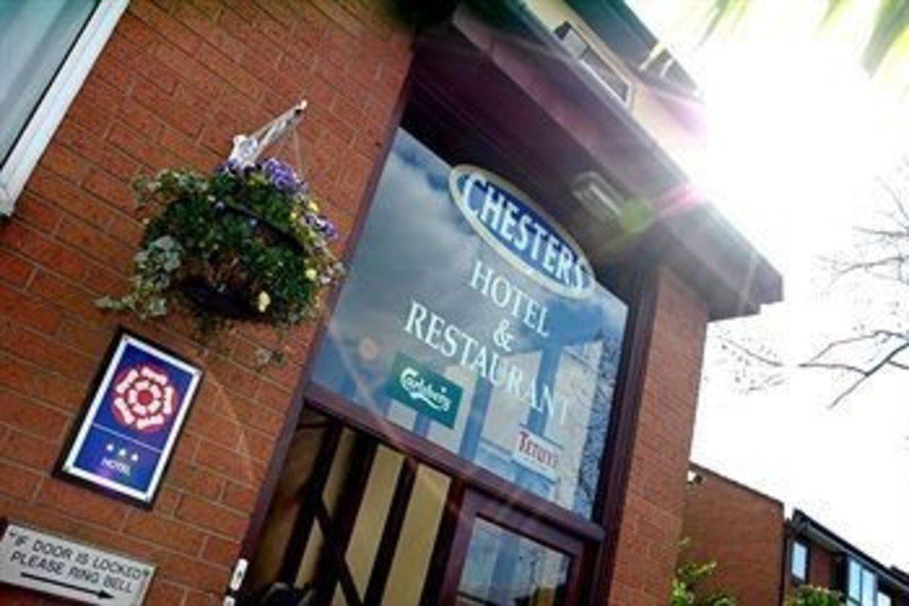 Chesters Hotel & Restaurant Salford  Extérieur photo